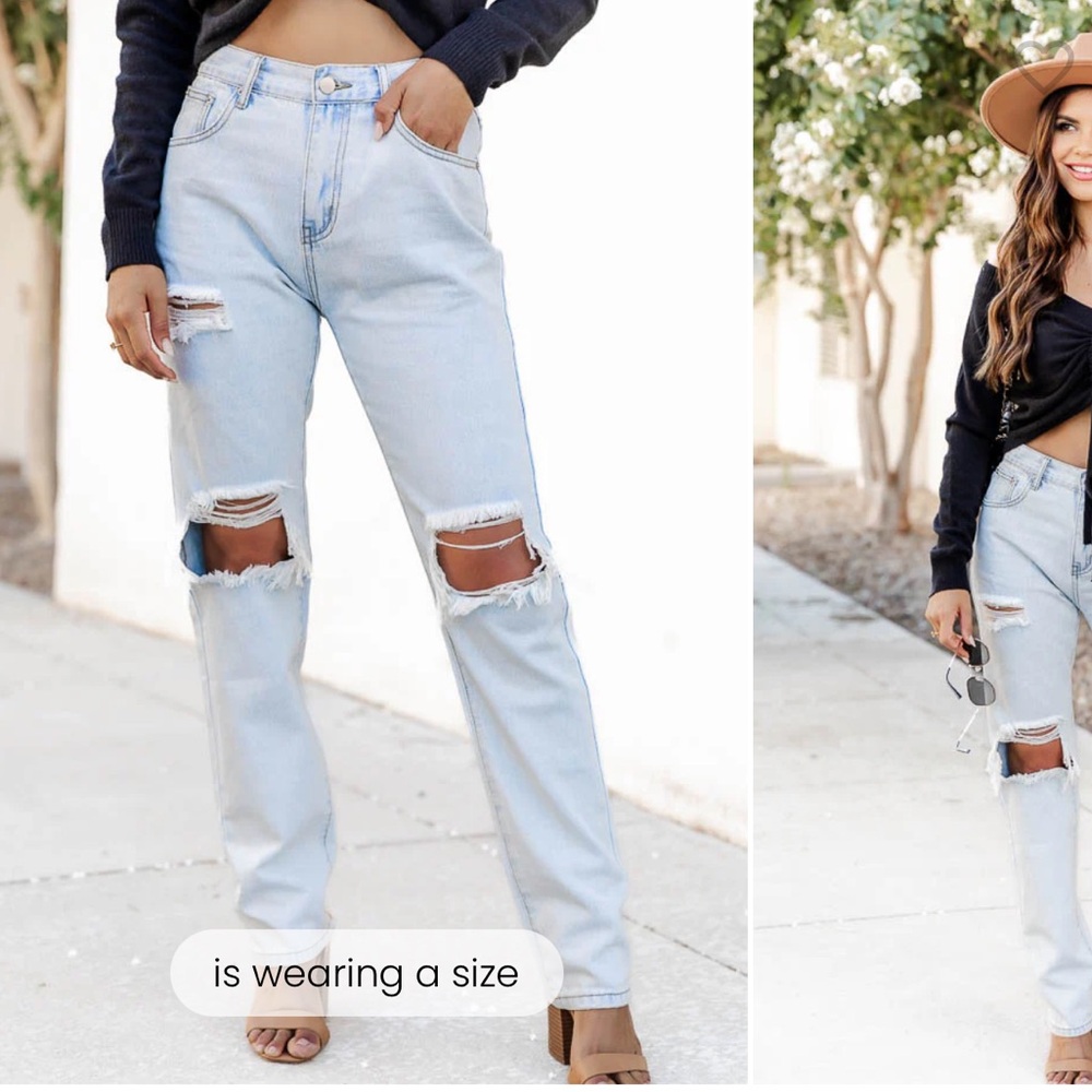 New - Pink Lily JACEY LIGHT WASH DISTRESSED STRAIGHT LEG JEANS